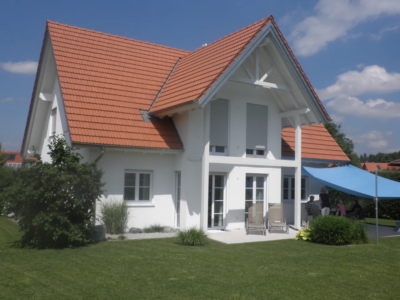 Erhard Einfamilienhaus Giebel Garten