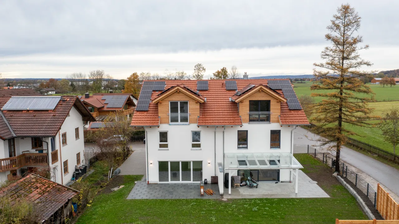 bauunternehmen erhard doppelhaus mit holzverschalung