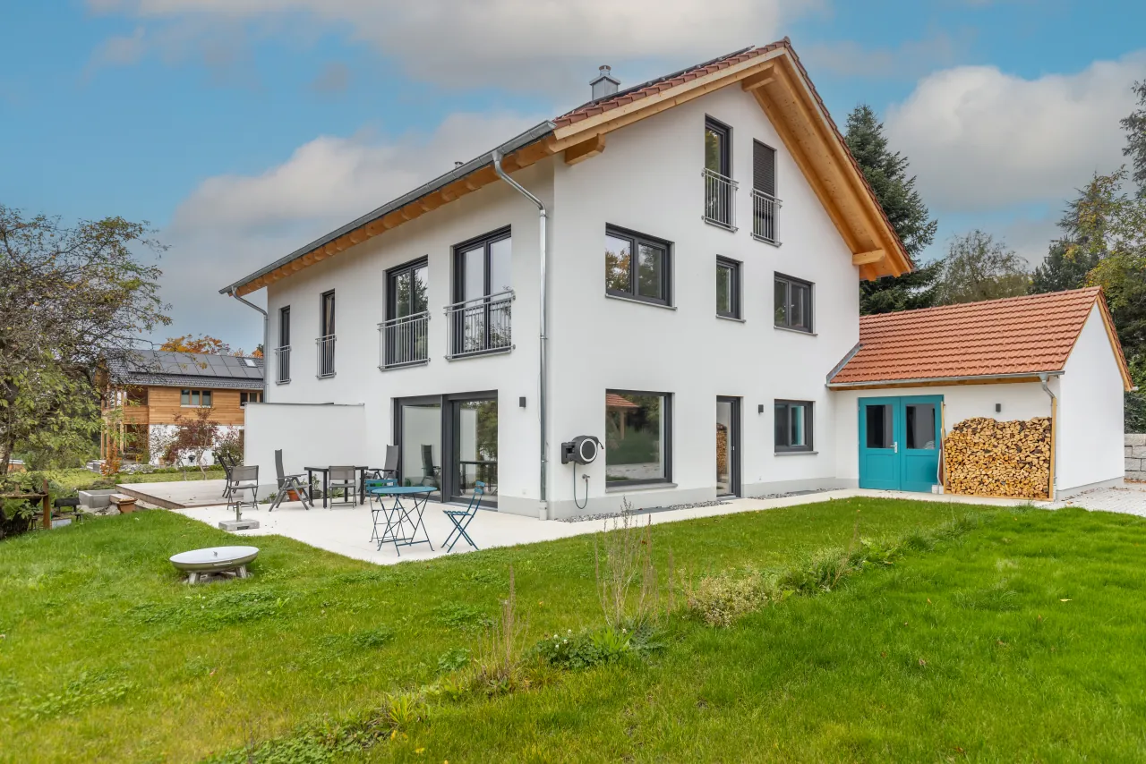bauunternehmen erhard murnau doppelhaushälfte garten